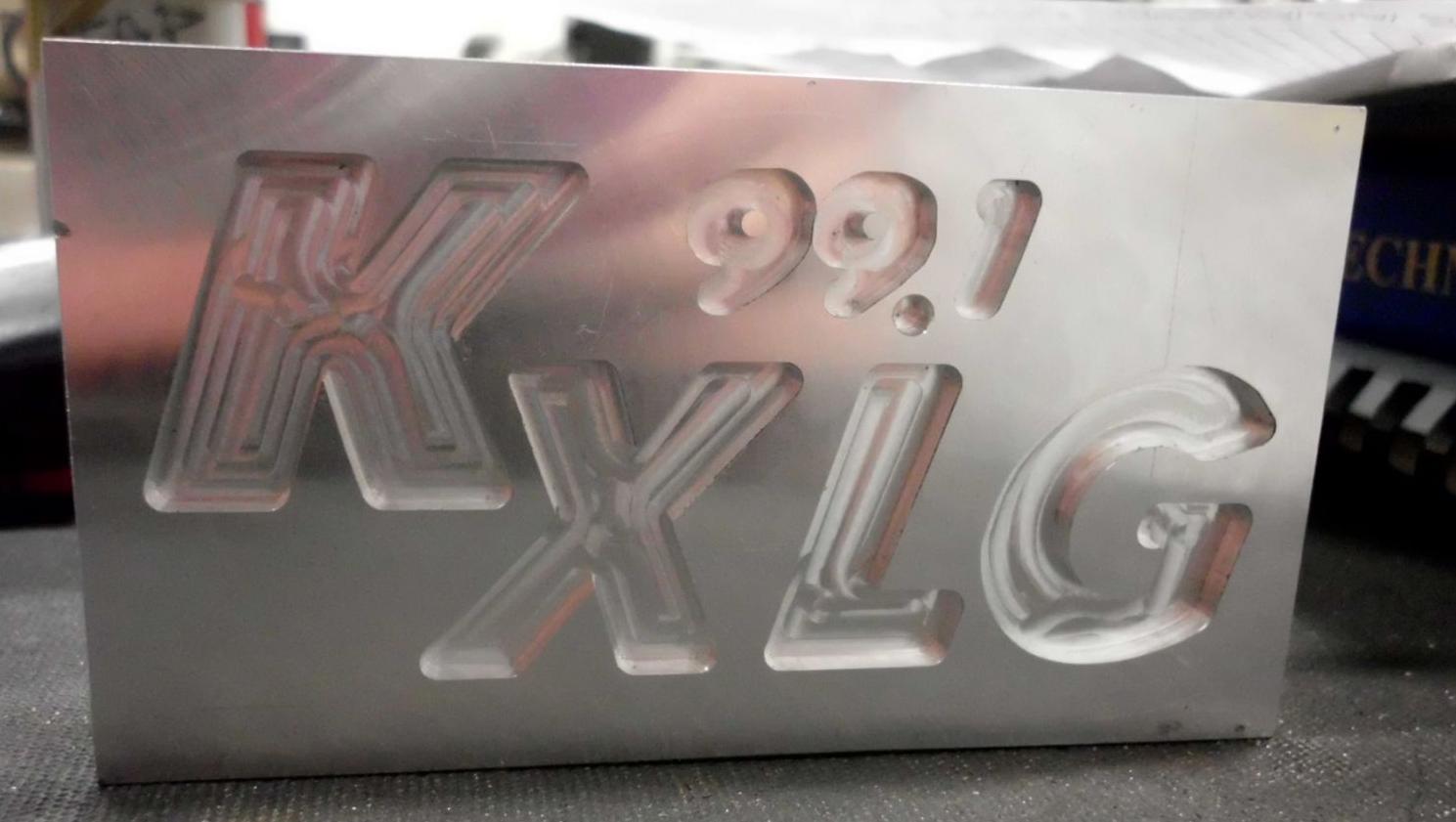 FISCHER ROUNDS “LIVE AND LOGO” HUNT